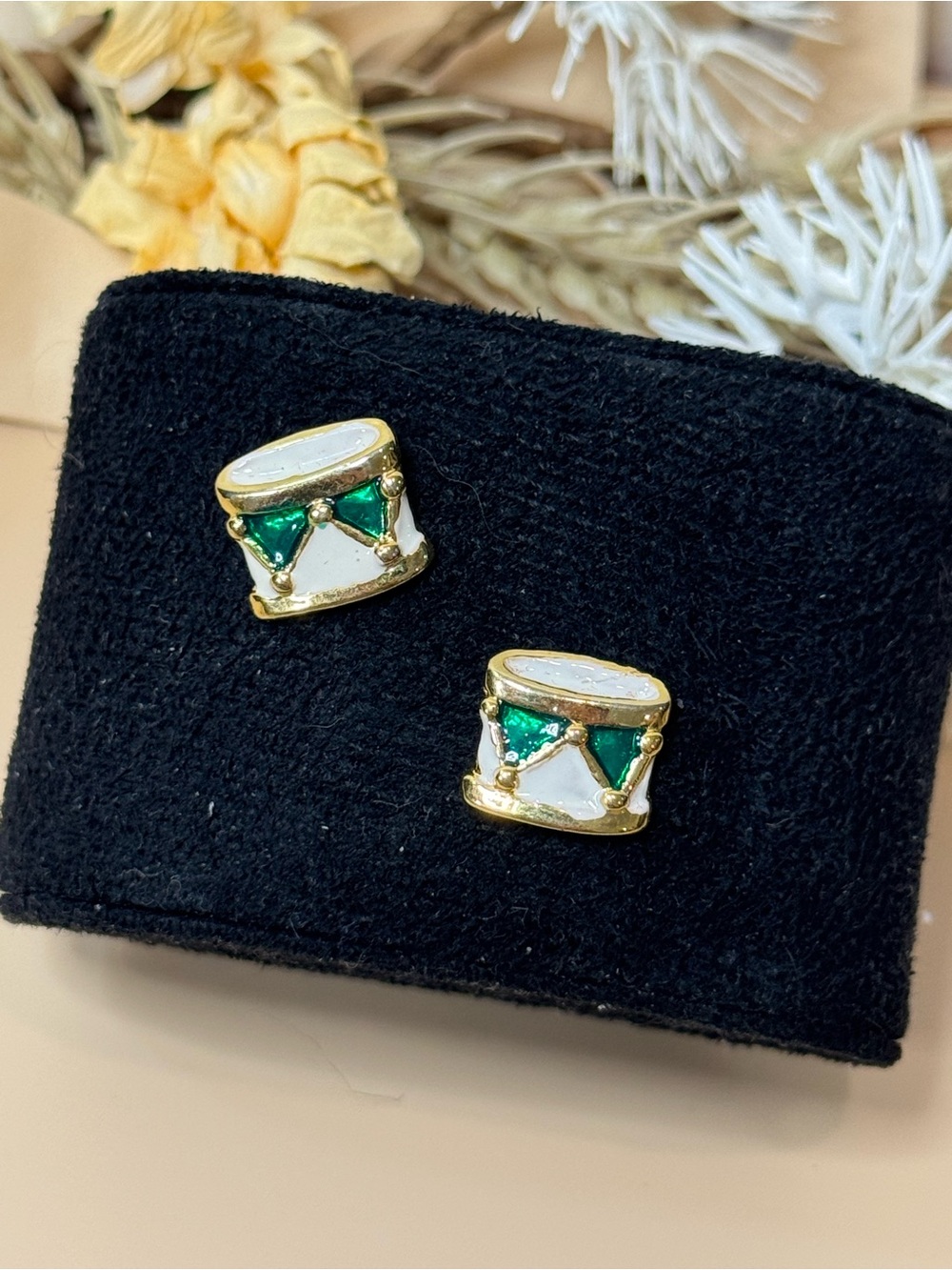 Vintage Christmas Drum Stud Earrings Gold Tone White Green Enamel Holiday